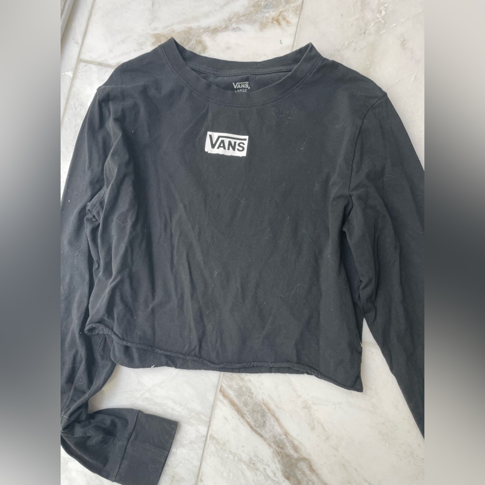 Vans Women’s crop Black Long Sleeve Tee